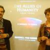 Niko & Brigitte Bézier présentent les livres des alliés de l'humanité.