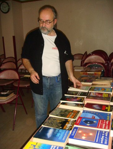 Gilles Durand  à son stand du SCEAU