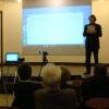 Niko (Nikolaos Koulis) présente les actualités ufologiques.