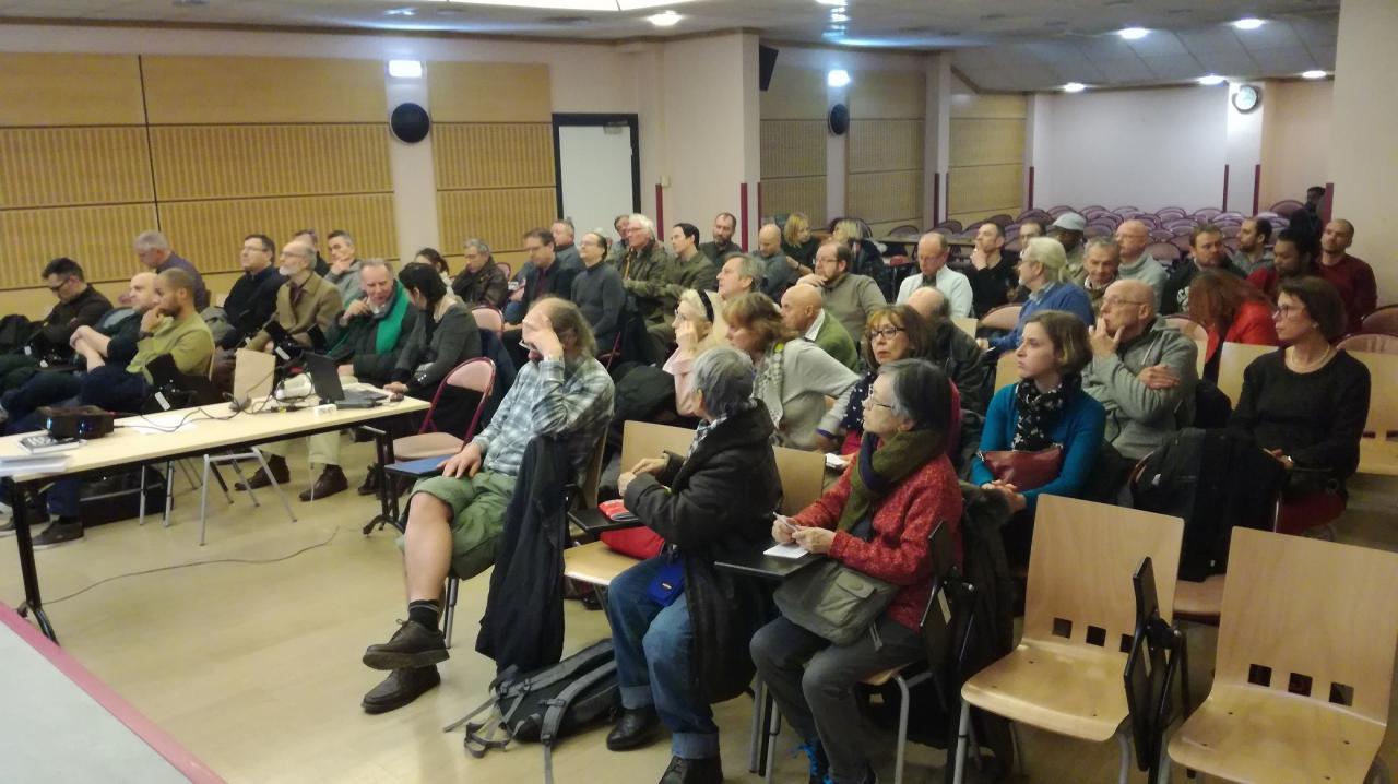 56 au total en comptant le staff et les 2 invités.