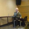Gildas Bourdais Pendant sa conférence ,à droite de l'écran.